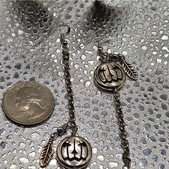 "5/$25" Handmade Mismatched Pumpkin Jack-O-Lantern Silvertone Earrings 925 Wires - Picture 4 of 6
